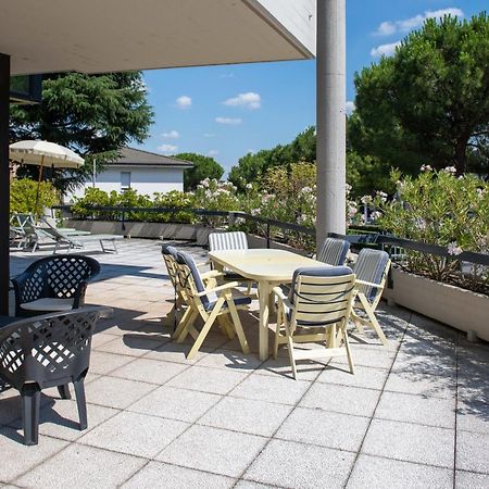 Garda Fantasy Terrazza Apartment Desenzano del Garda Luaran gambar